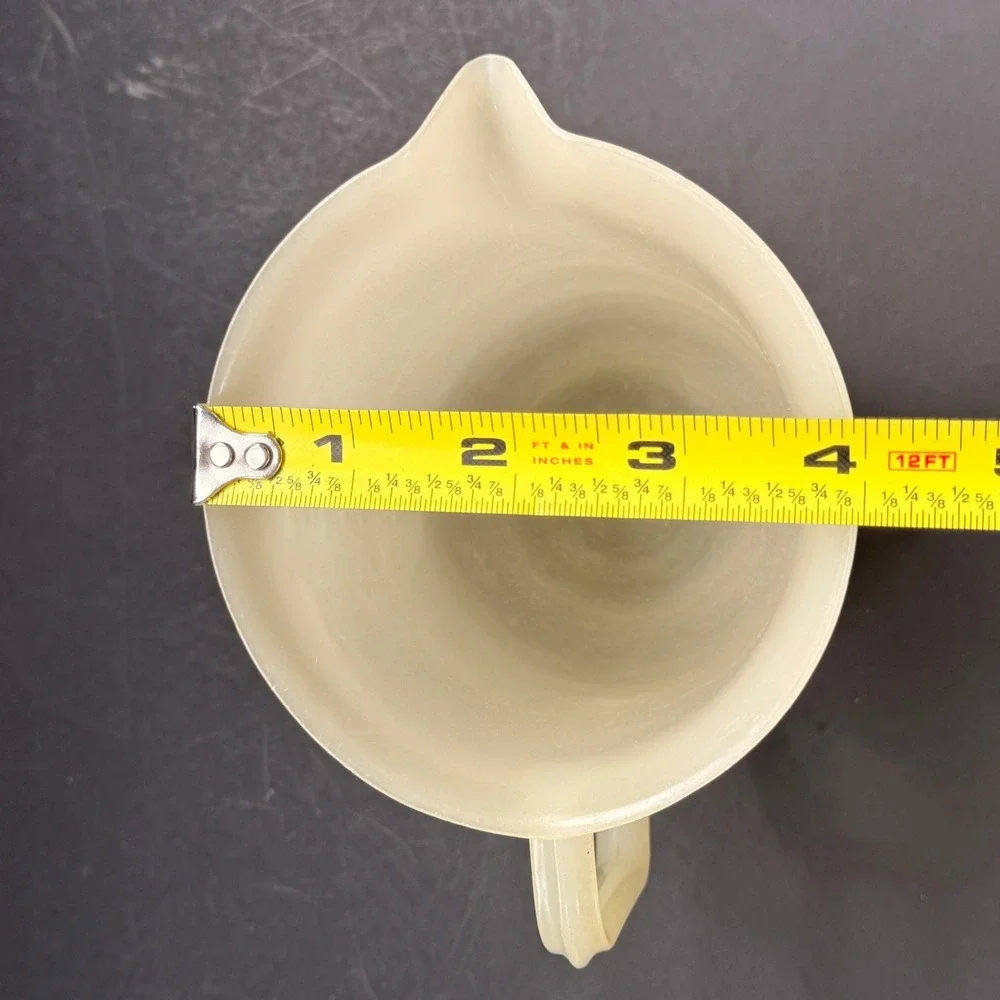 Vintage Tupperware 134-1 Measuring Pitcher 16 oz 2 Cup Sheer Cream Made in USA *